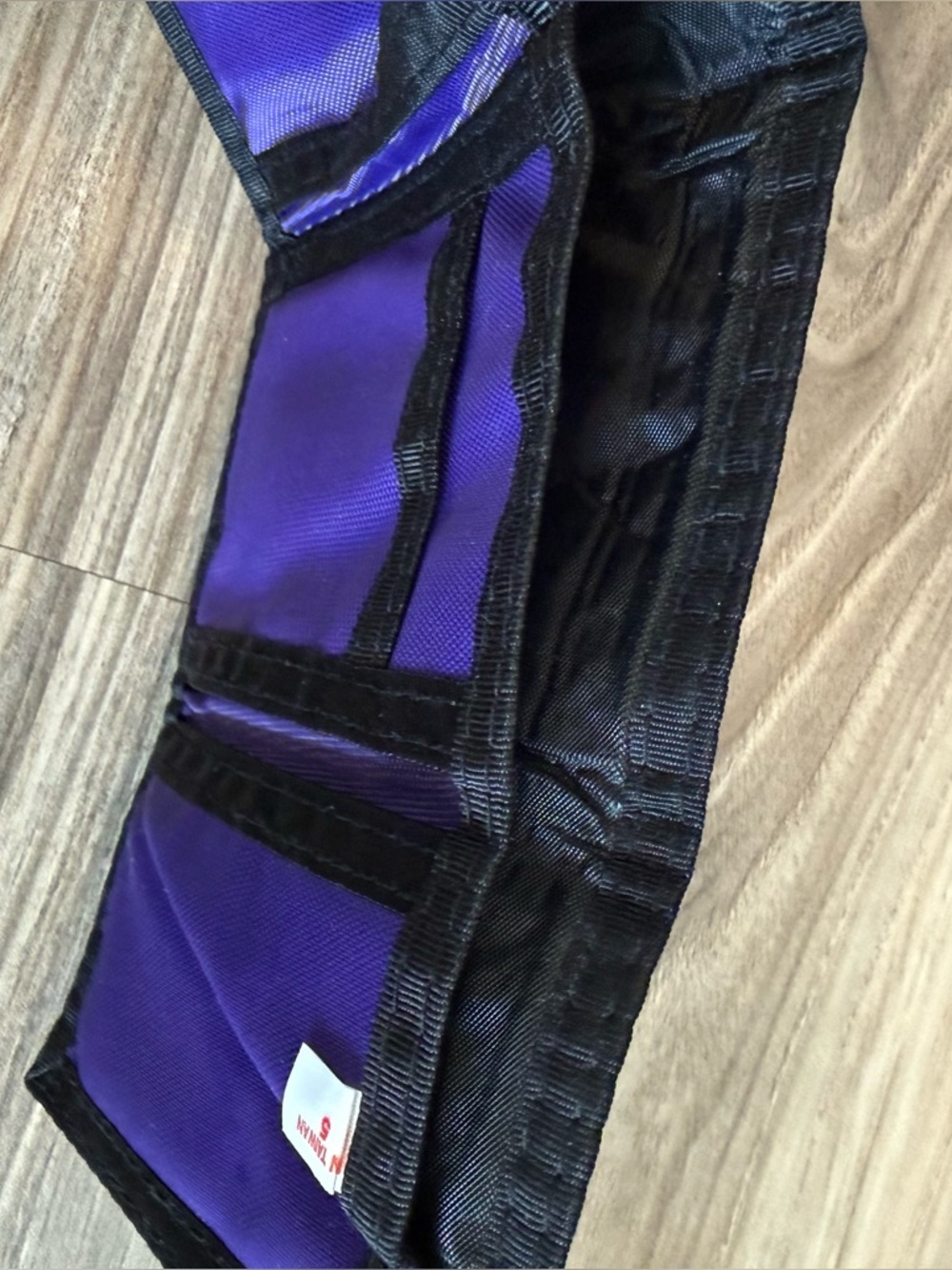 Northwestern Wildcats Purple Card Holder Keychain Wallet NCAA Fan Gift - Picture 4 of 7